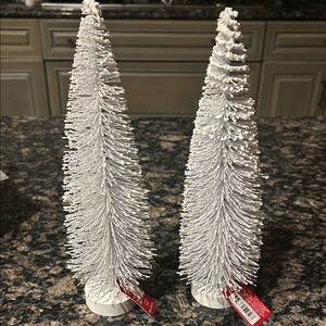 ASHLAND 10" WHITE BOTTLE BRUSH TREE LOT OF 2 NWT